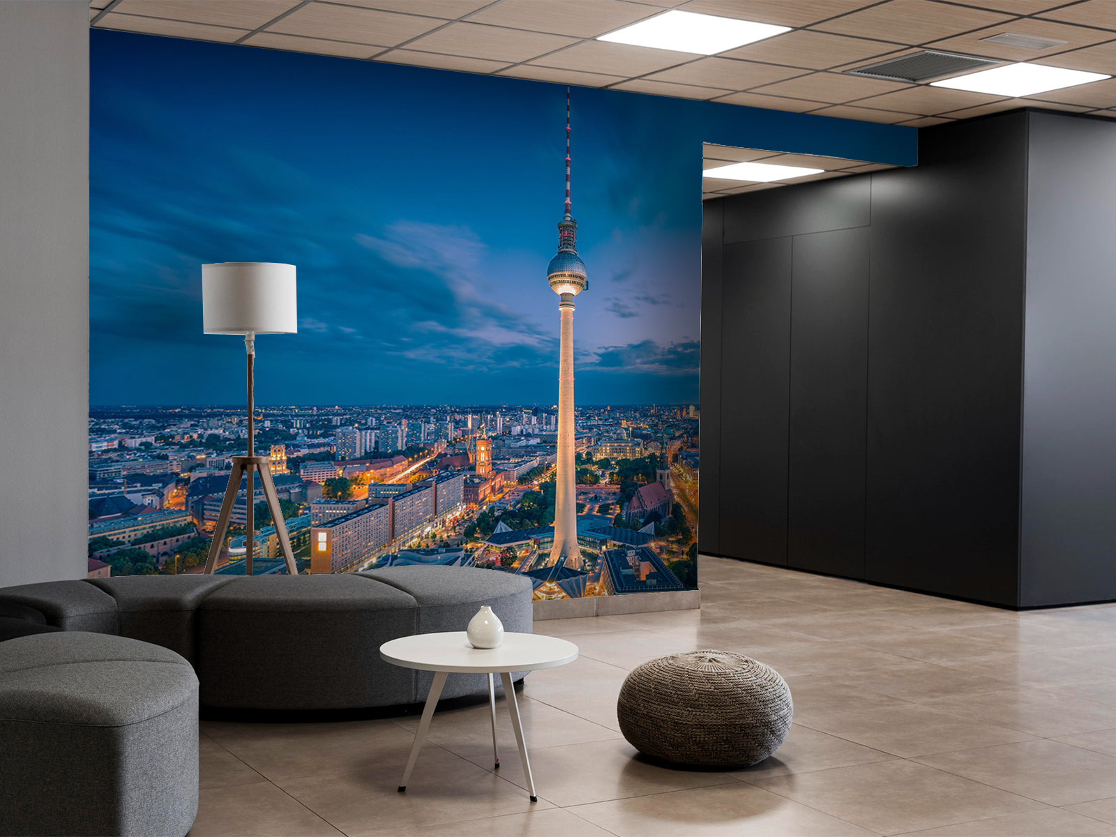 Vlies Tapete XXL Poster Fototapete Fernsehturm am Abend