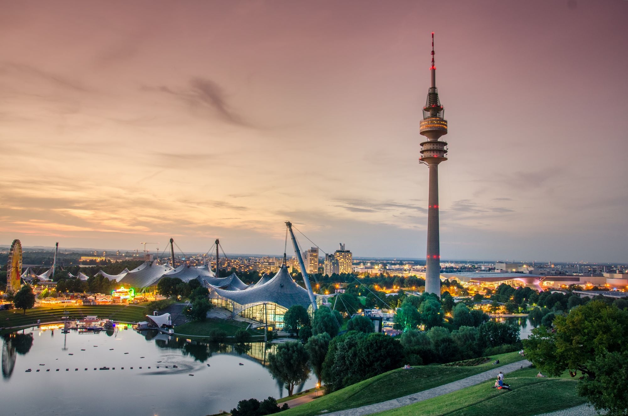 Fototapete Stadt im Sonnenuntergang