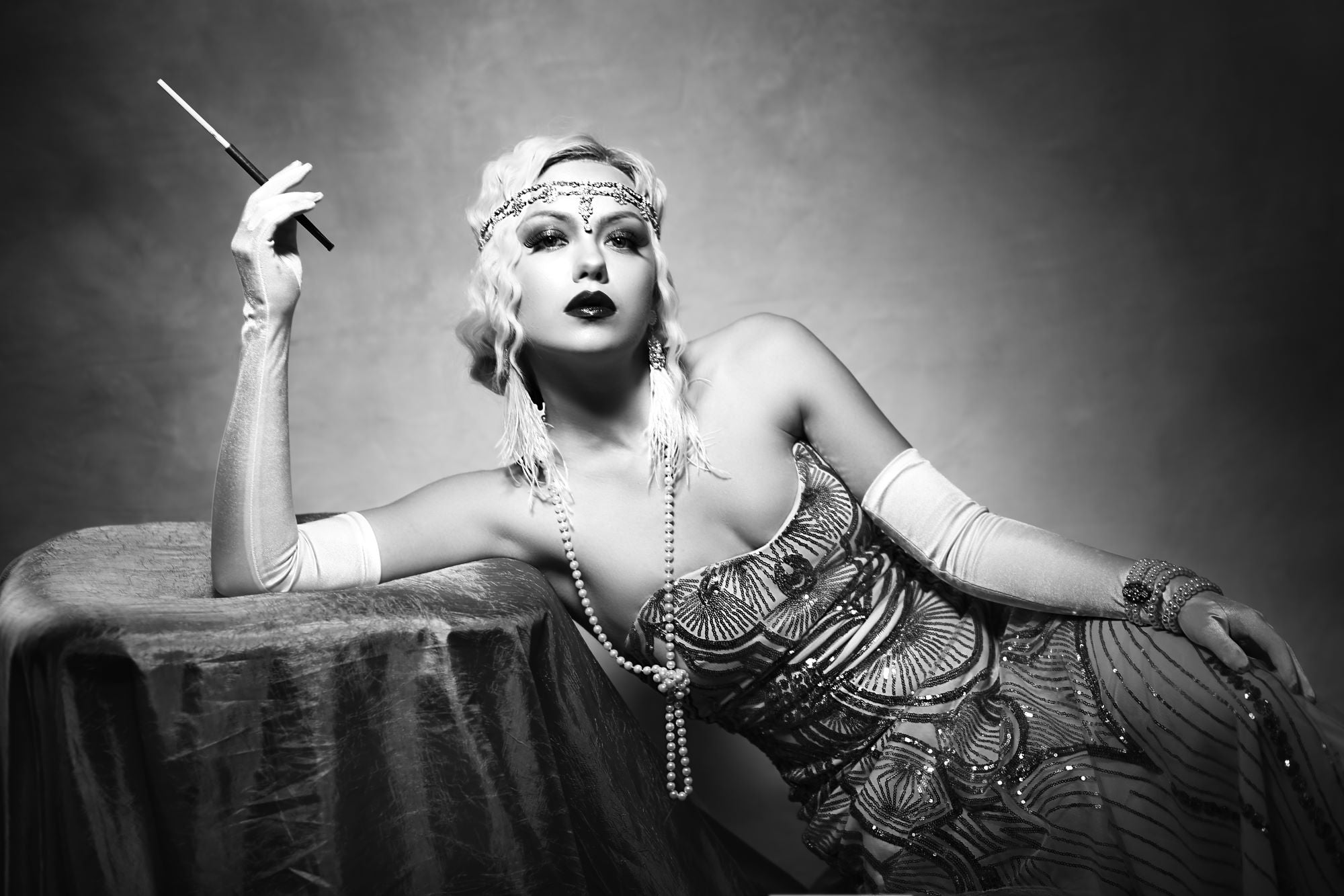 Fototapete Schwarz Weiss Lady Zigarette