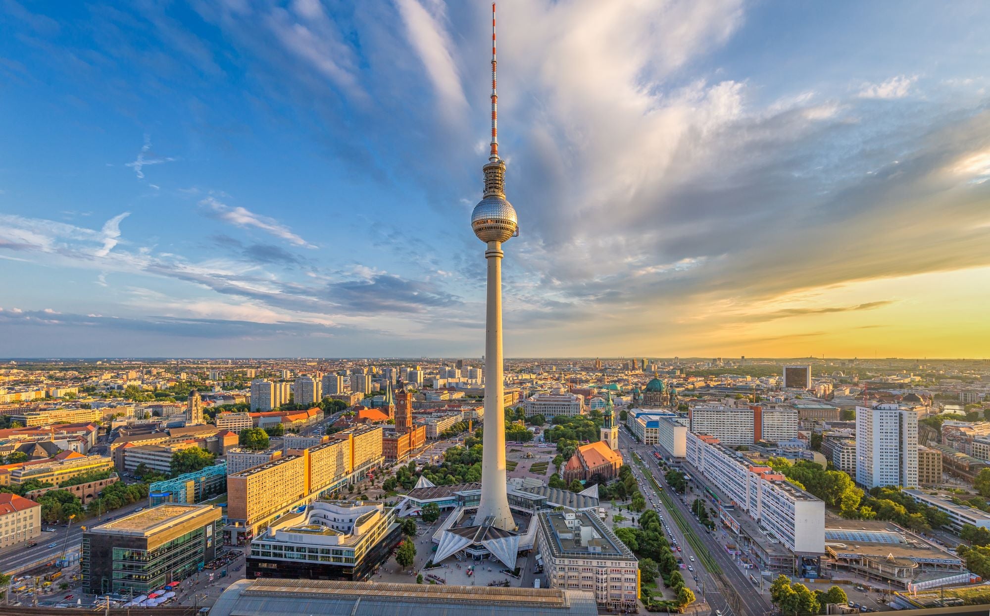 Fototapete Fernsehturm Sonnenaufgang