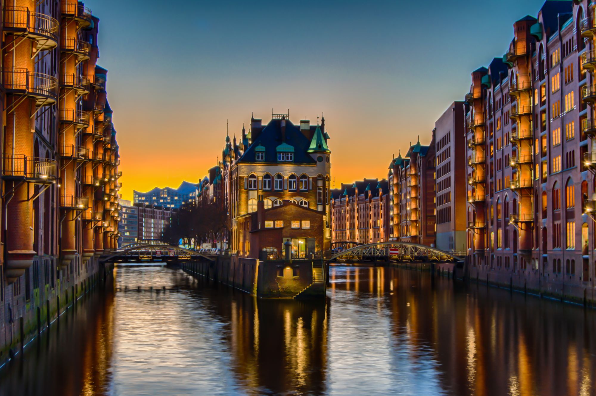 Fototapete Speicherstadt Hamburg am Abend